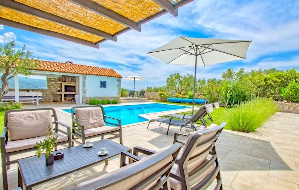 Villa Estate 2 By Villas Guide Kornic