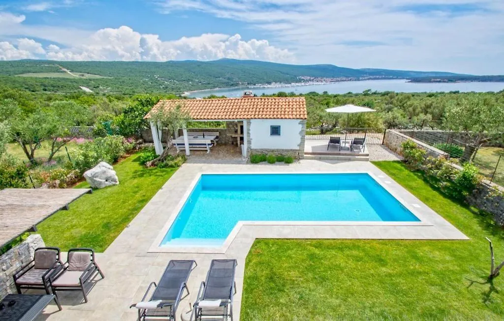Villa Estate 2 By Villas Guide Kornic